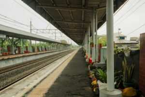 Rumah idaman minimalis modern, lokasi strategis dekat Stasiun Bojong Gede, akses mudah transportasi.