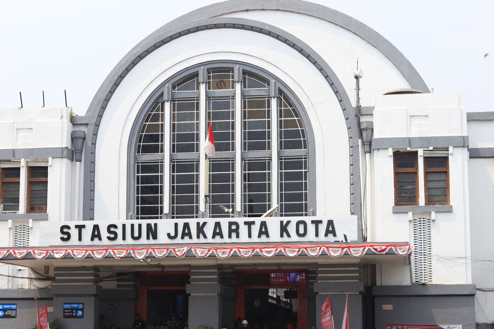 Perumahan modern dekat Stasiun Bojong Gede menawarkan hunian nyaman dan akses mudah transportasi.
